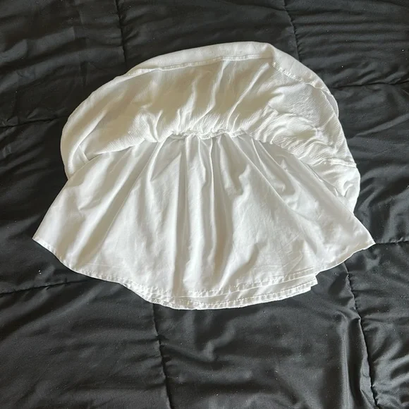 Hollister White Tiered Skirt - Picture 4 of 7